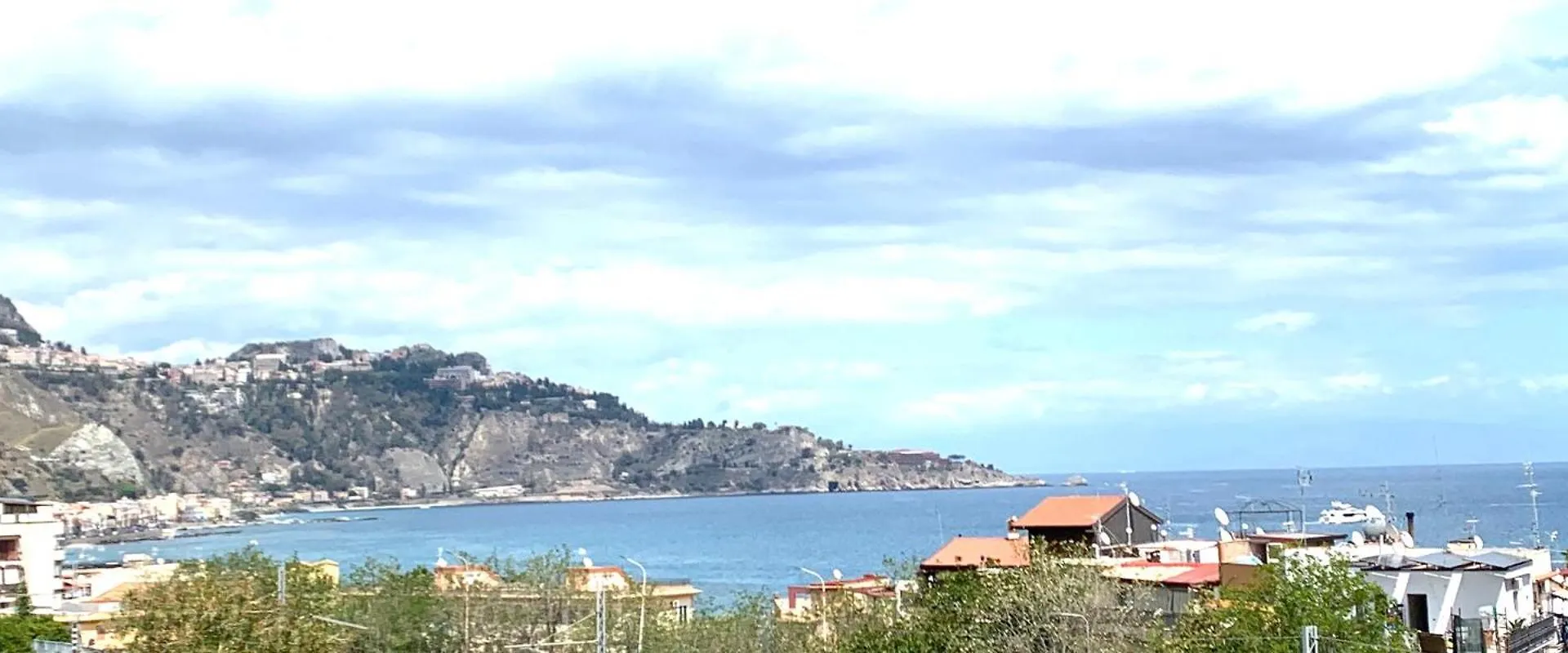 Holiday House Naxos Giardini Naxos 0*,  Italy